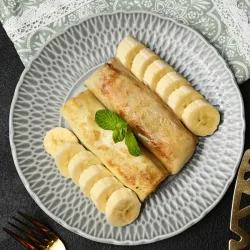 Banana & Condensed Milk Crepes